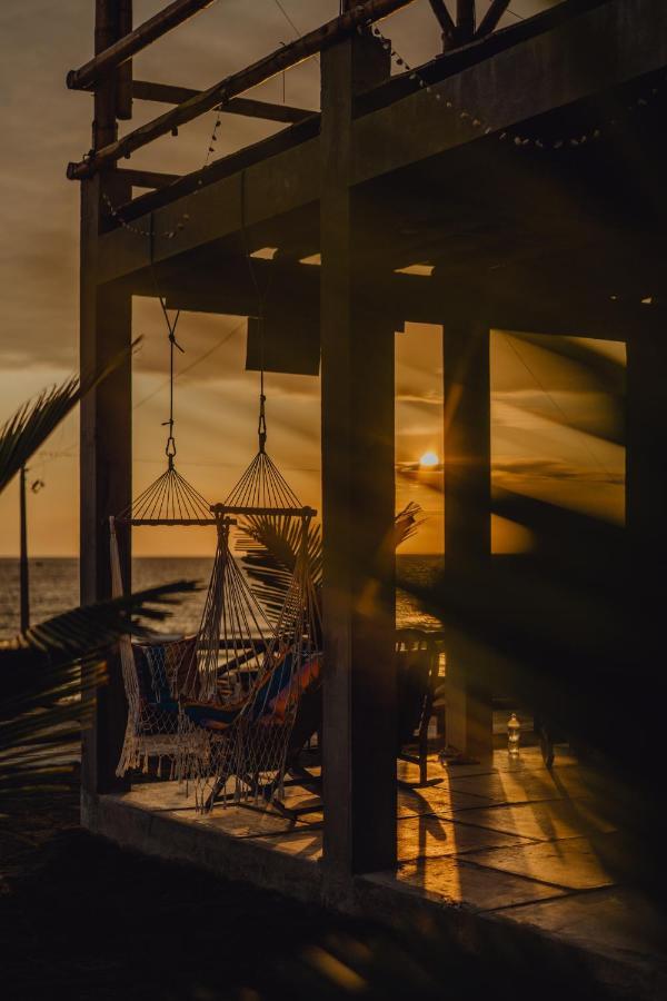 Hotel Free Spirit Ecuador, Puerto Engabao Extérieur photo
